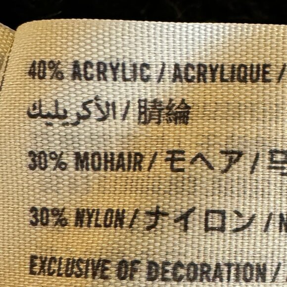 Like new! Abercrombie & Fitch Mohair Blend Turtleneck Sweater Size Small - Picture 9 of 10